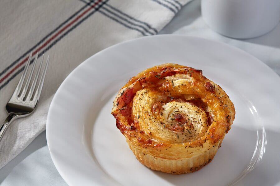 Legendary Cinnamon Rolls Cinnamon Rolls Near Me Best in Denver