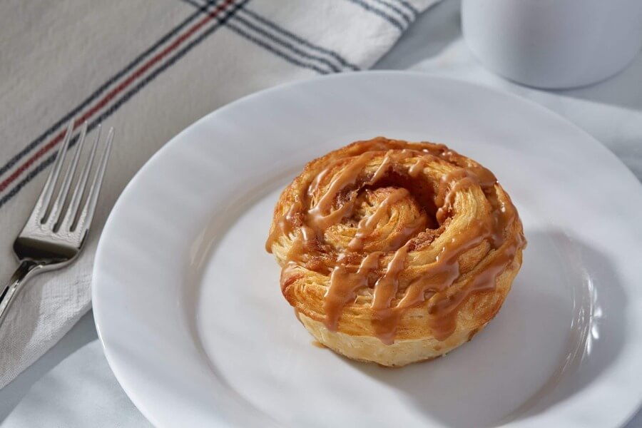 Legendary Cinnamon Rolls Cinnamon Rolls Near Me Best in Denver