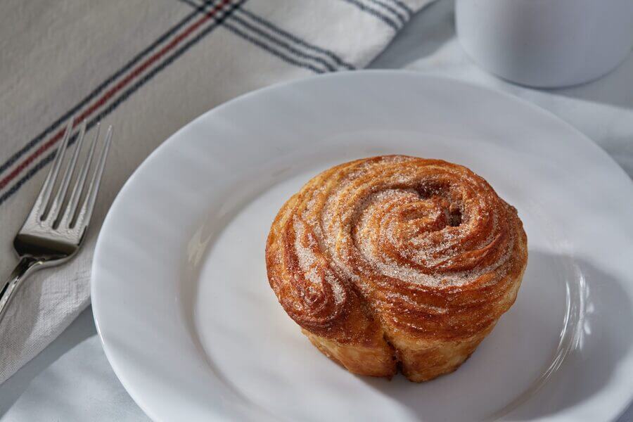 Legendary Cinnamon Rolls Cinnamon Rolls Near Me Best in Denver